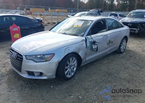 2014 Audi A6 3.0T Premium Plus z USA, uszkodzony, nr VIN WAUFGAFC1EN024117